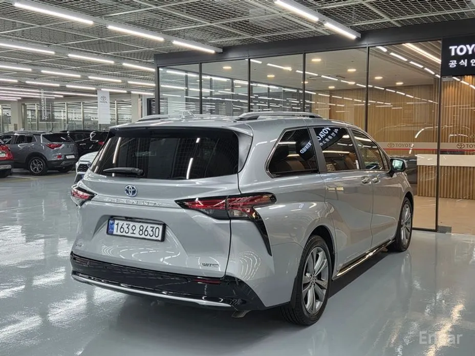 Toyota Sienna 2020 2.5 Hybrid 2WD