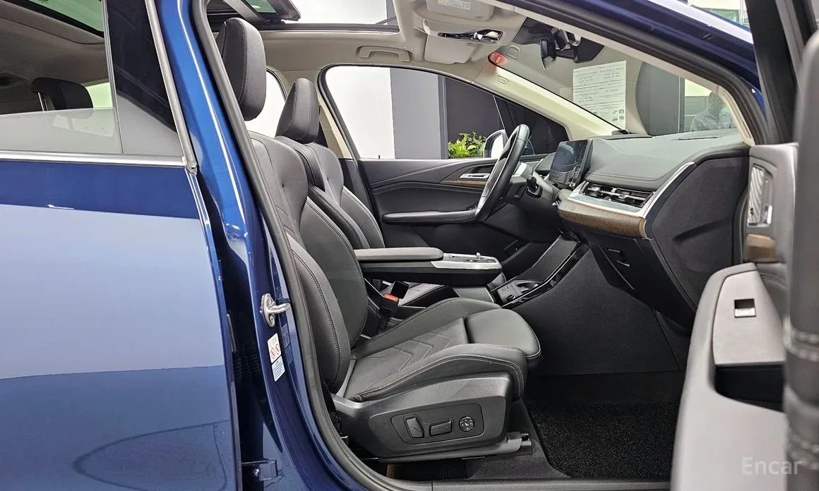 BMW 2 Series 2022 220i Luxury