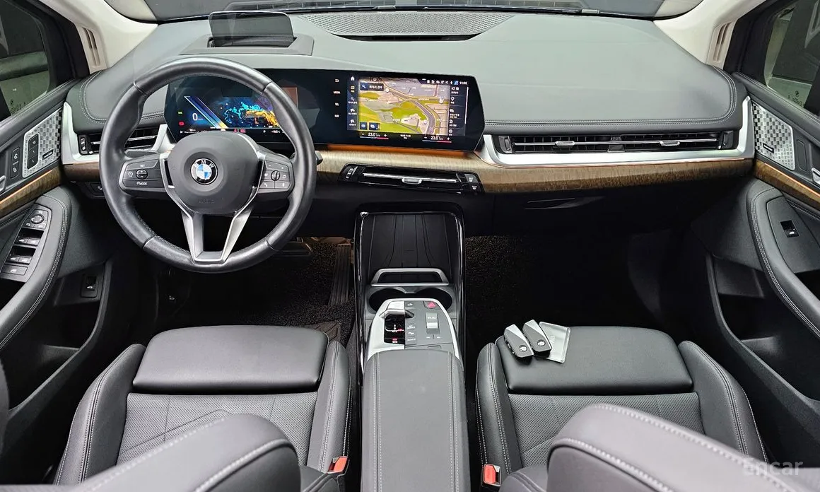 BMW 2 Series 2022 220i Luxury