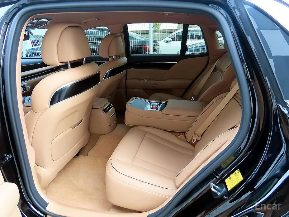 Genesis G90 2021 Gasoline 3.5 Turbo AWD