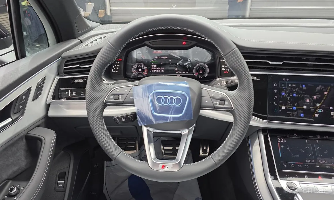 Audi Q7 2016 55 TFSI Quattro Premium