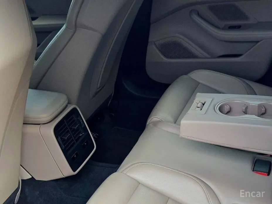 Porsche Taycan 2020 Base