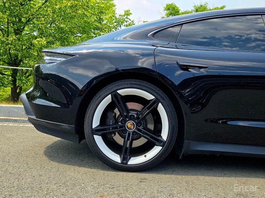 Porsche Taycan 2020 Base