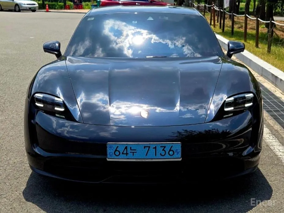 Porsche Taycan 2020 Base