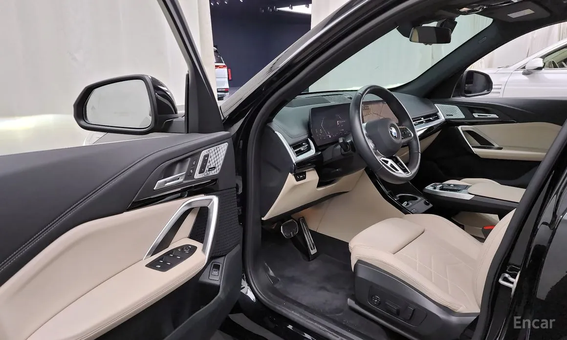 BMW X1 2023 xDrive 20i M Sport