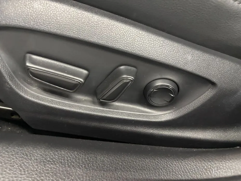 Toyota Camry 2017 2.5 XLE Hybrid