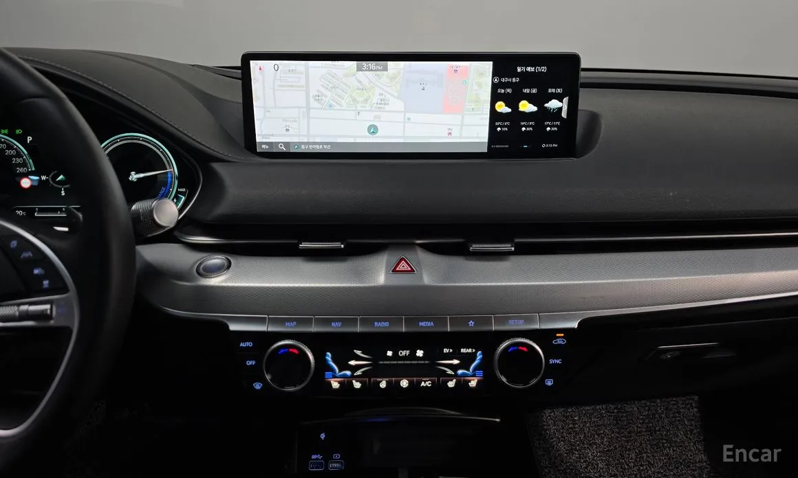 Genesis G80 2021 e-AWD