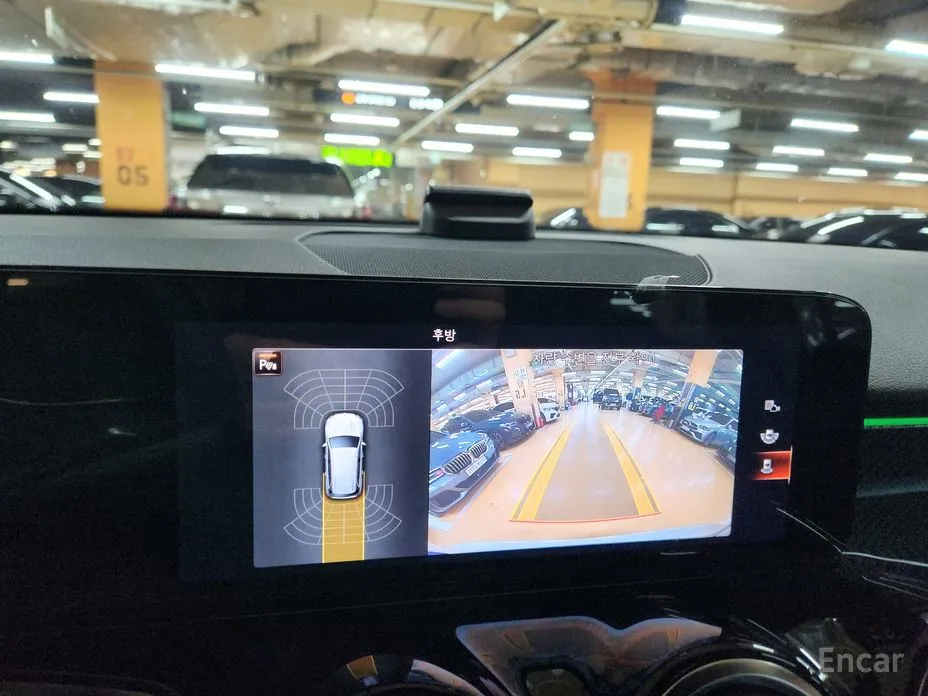 Mercedes-Benz GLB-Class 2020 GLB250 4MATIC