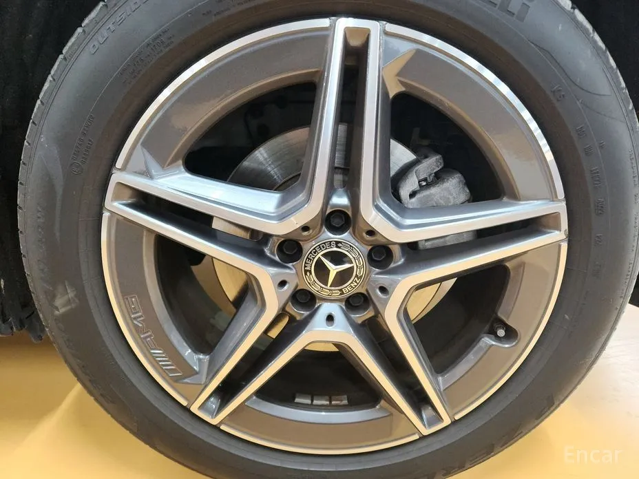 Mercedes-Benz GLB-Class 2020 GLB250 4MATIC