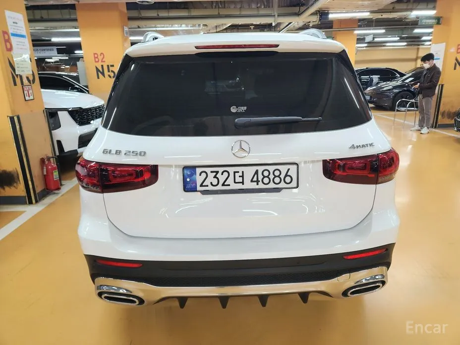 Mercedes-Benz GLB-Class 2020 GLB250 4MATIC