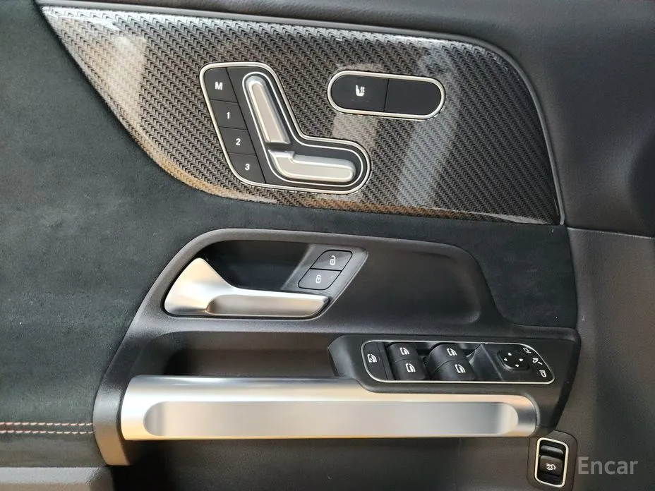 Mercedes-Benz GLB-Class 2020 GLB250 4MATIC