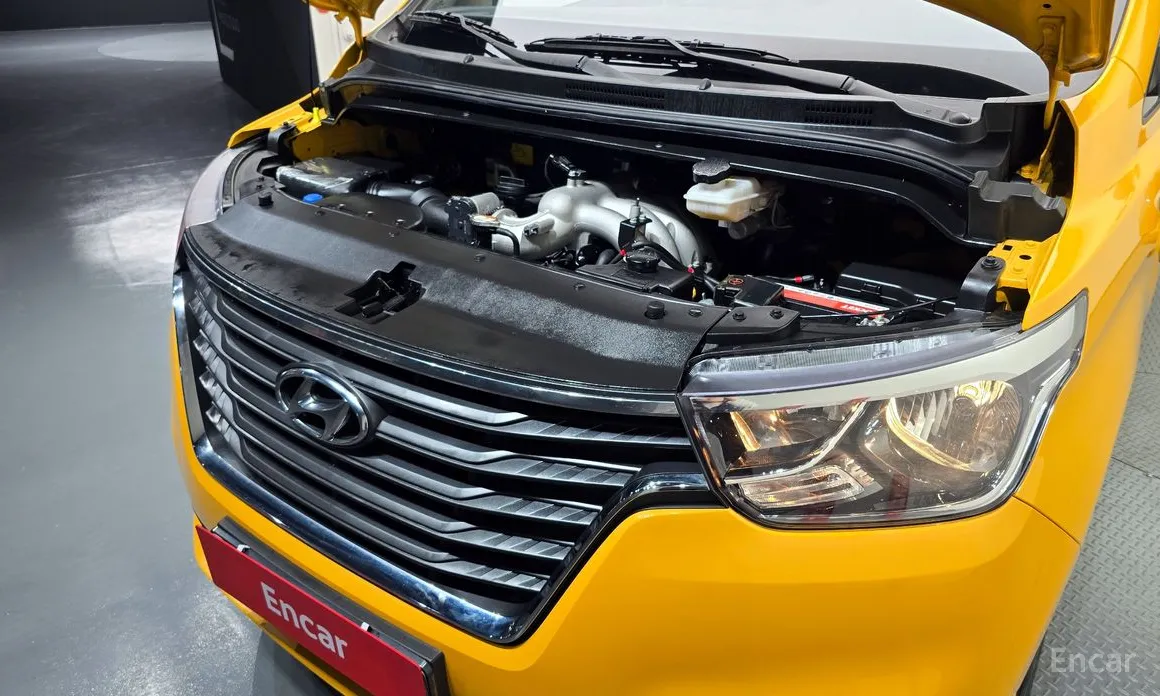 Hyundai Starex 2017 School Bus LPi