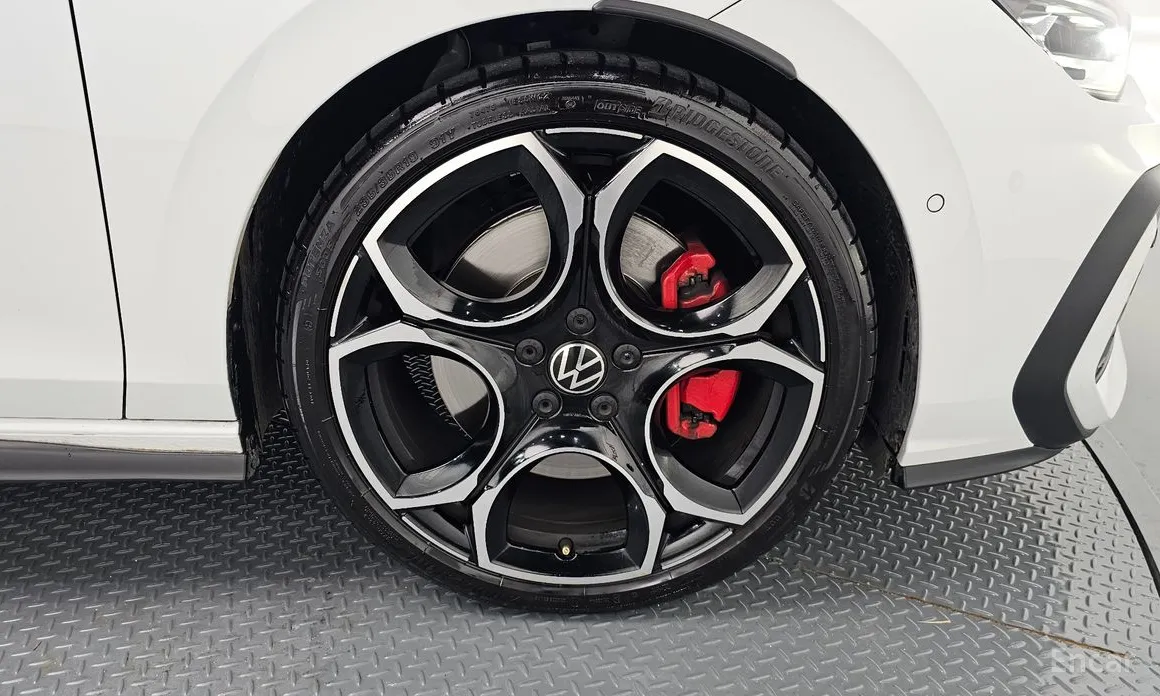 Volkswagen Golf 2022 2.0 GTI
