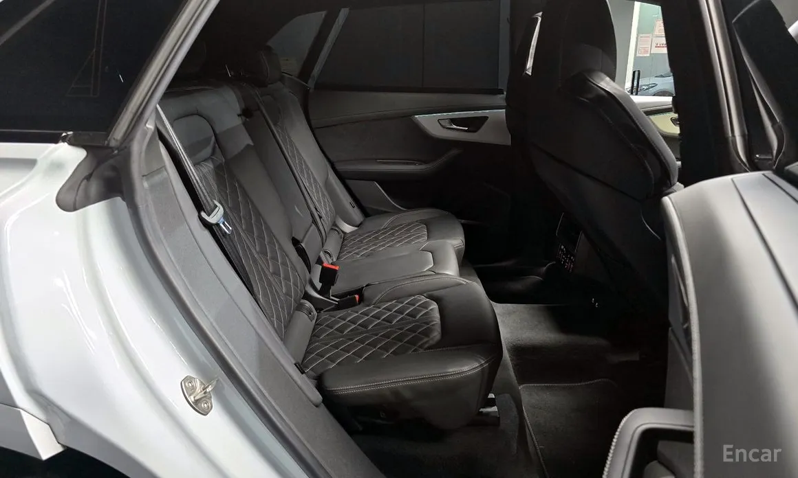 Audi Q8 2018 55 TFSI Quattro Premium