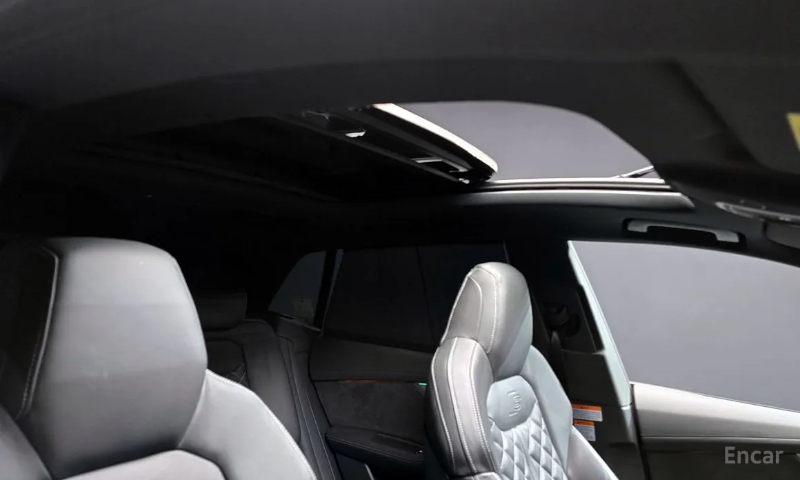 Audi Q8 2018 55 TFSI Quattro Premium