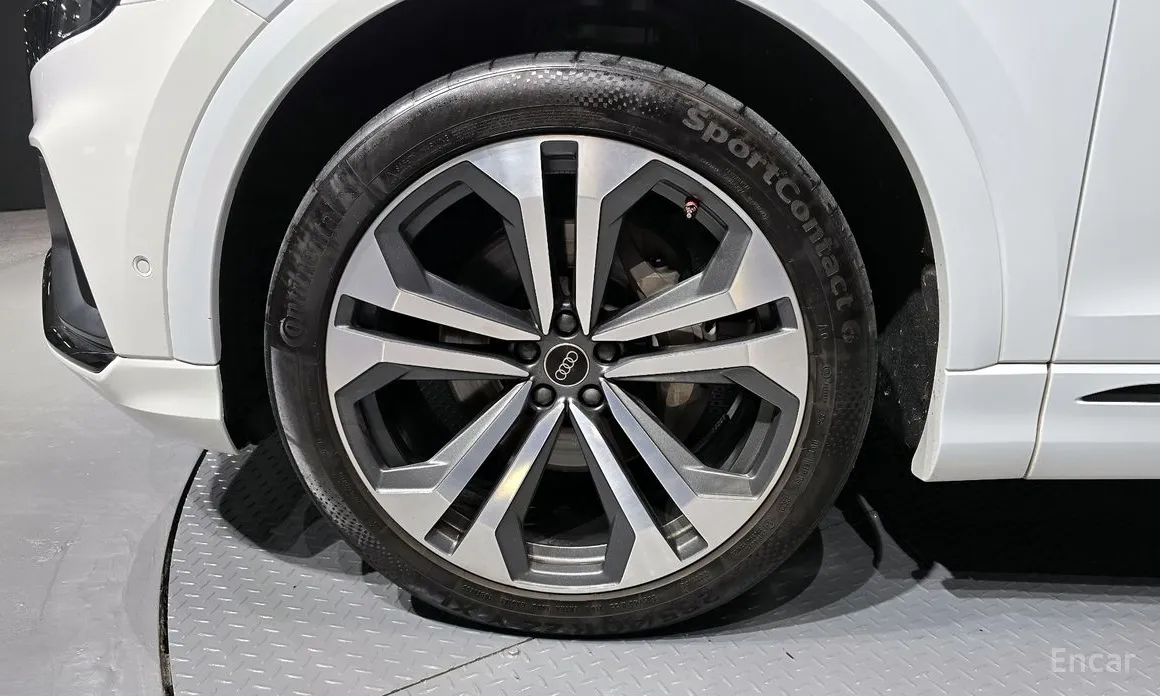 Audi Q8 2018 55 TFSI Quattro Premium