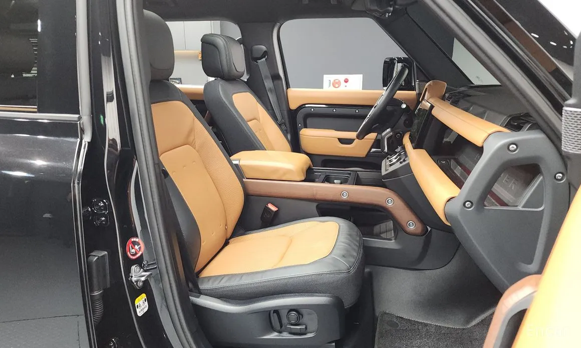 Land Rover Defender 2020 110 P400 X