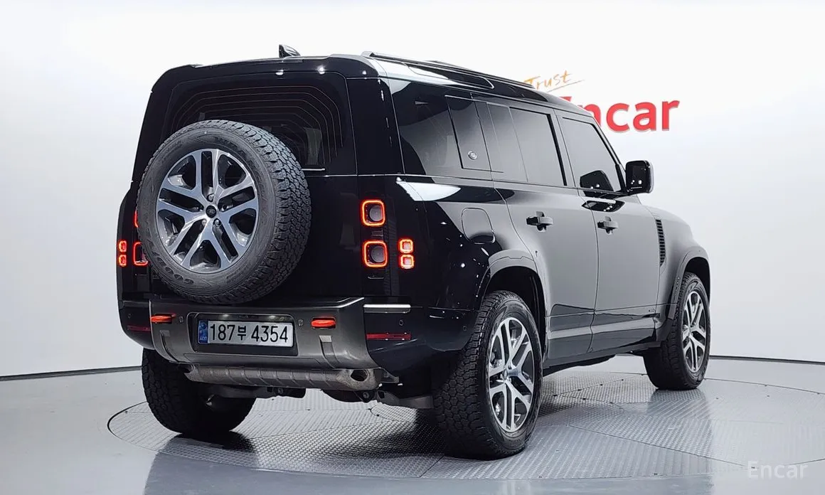 Land Rover Defender 2020 110 P400 X