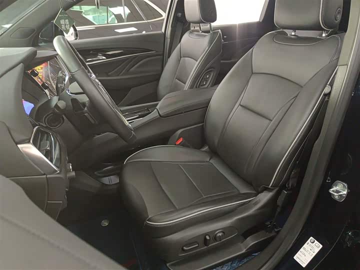 Buick Enclave 2022 2022款 652T 四驱尊享旗舰型 6座