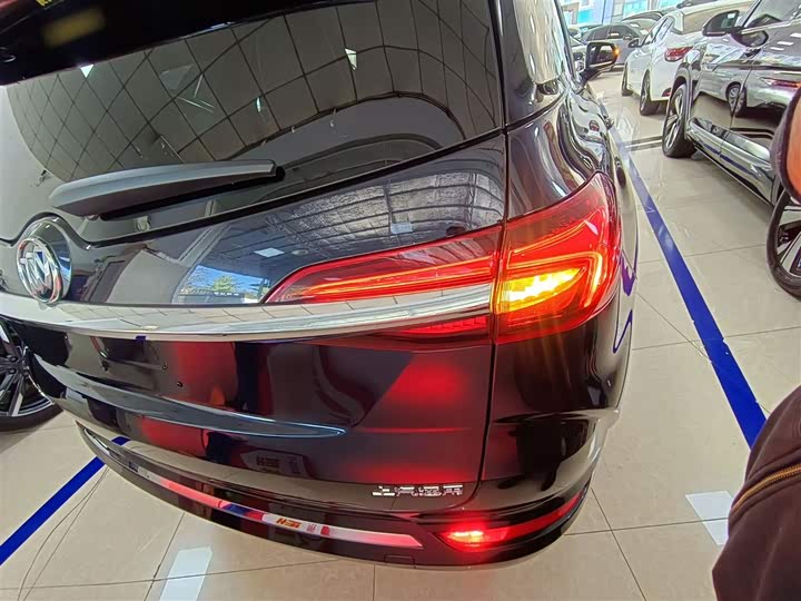 Buick Enclave 2022 2022款 652T 四驱尊享旗舰型 6座