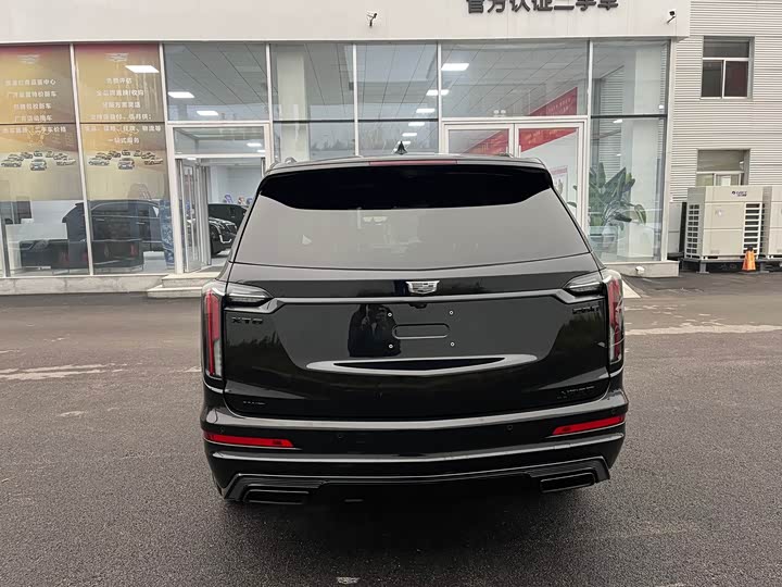 Cadillac XT6 2025 2025款 2.0T 六座四驱尊贵行政黑标版