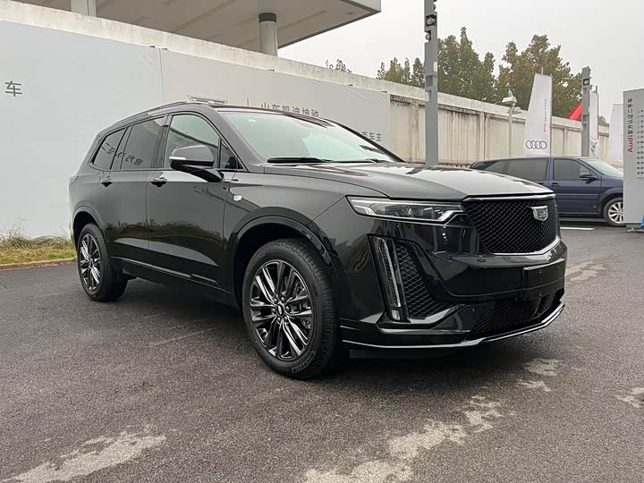 Cadillac XT6 2025 2025款 2.0T 六座四驱尊贵行政黑标版