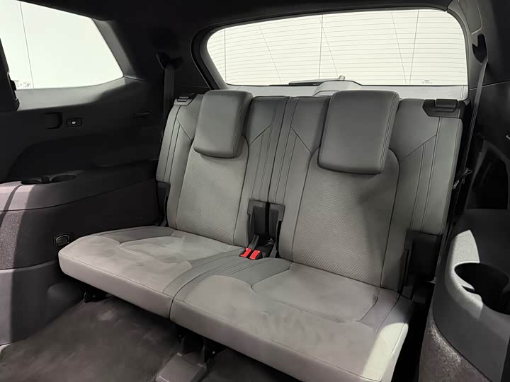 Audi Q6 2023 2023款 45 TFSI quattro 齐云型 飞骑套装