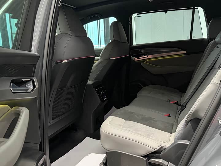 Audi Q6 2023 2023款 45 TFSI quattro 齐云型 飞骑套装