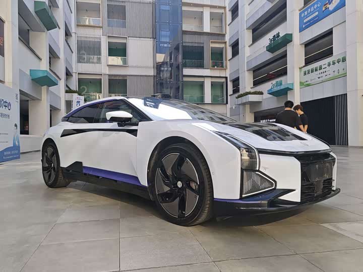 HiPhi Z 2023 2023款 五座版