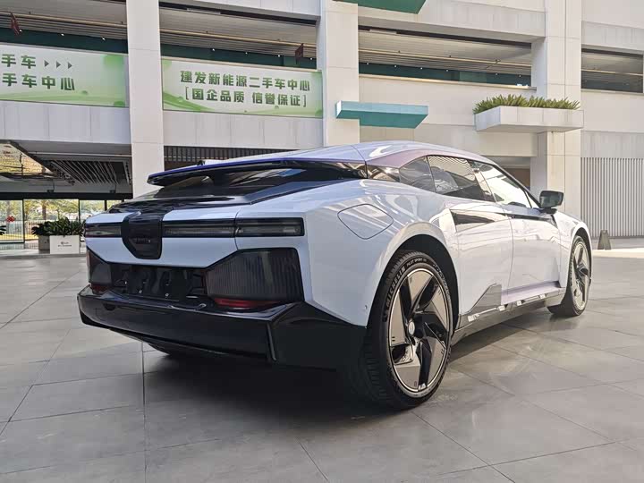 HiPhi Z 2023 2023款 五座版