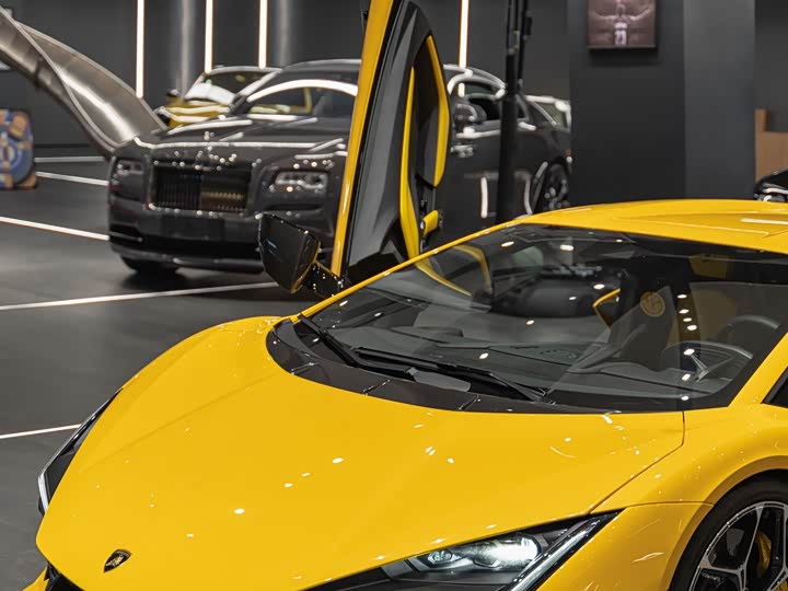 Lamborghini Revuelto 2023 2023款 6.5L PHEV标准版