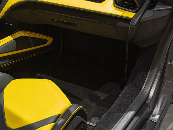 Lamborghini Revuelto 2023 2023款 6.5L PHEV标准版