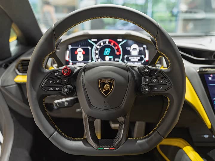 Lamborghini Revuelto 2023 2023款 6.5L PHEV标准版