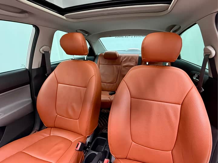 Kia Pegas 2020 2020款 改款 1.4L 自动舒适天窗版