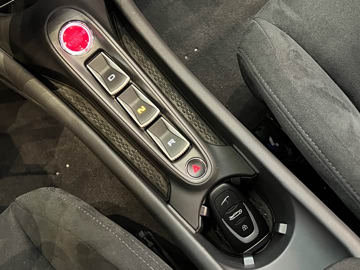 McLaren Artura 2023 2023款 3.0T Hybrid 标准型