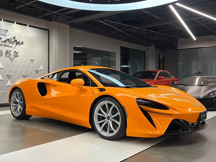 McLaren Artura 2023 2023款 3.0T Hybrid 标准型