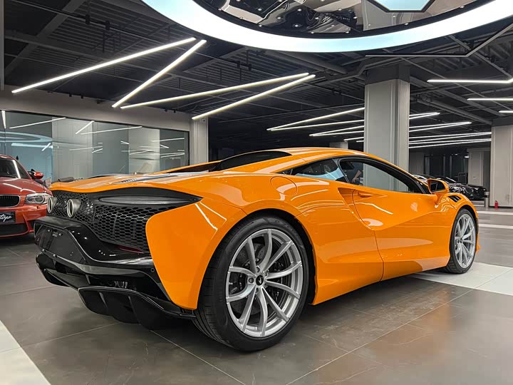 McLaren Artura 2023 2023款 3.0T Hybrid 标准型