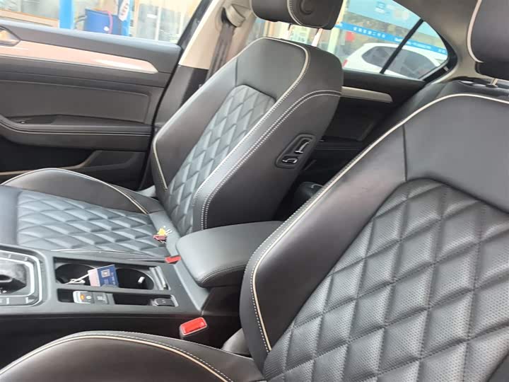 Volkswagen Magotan GTE Hybrid 2022 2022款 GTE 豪华型