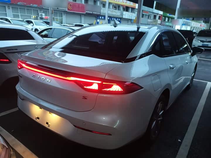 GAC Aion S 2023 2023款 魅 580 磷酸铁锂