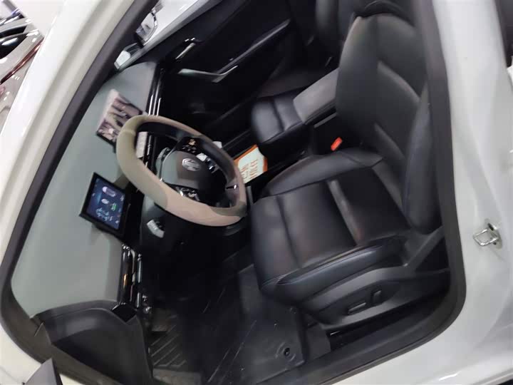 MG Motor 4 EV 2023 2023款 415km 出海冠军版