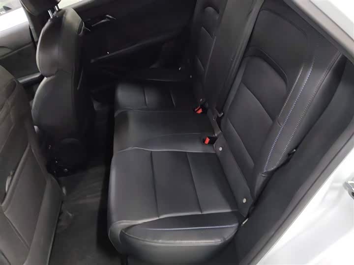 MG Motor 4 EV 2023 2023款 415km 出海冠军版