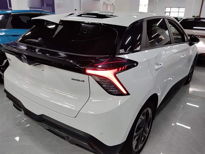 MG Motor 4 EV 2023 2023款 415km 出海冠军版