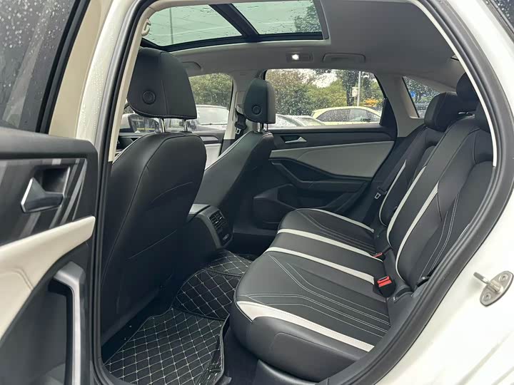 Jetta VA7 2025 2025款 1.4T 先到先得版