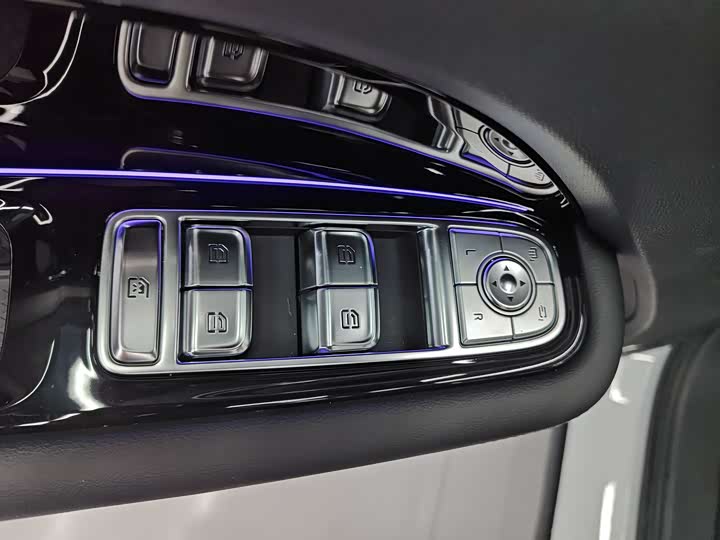 Hongqi HS3 Hybrid 2025 2025款 117km 劲为PLUS版