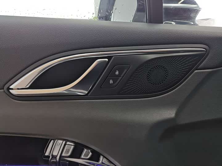 Hongqi HS3 Hybrid 2025 2025款 117km 劲为PLUS版