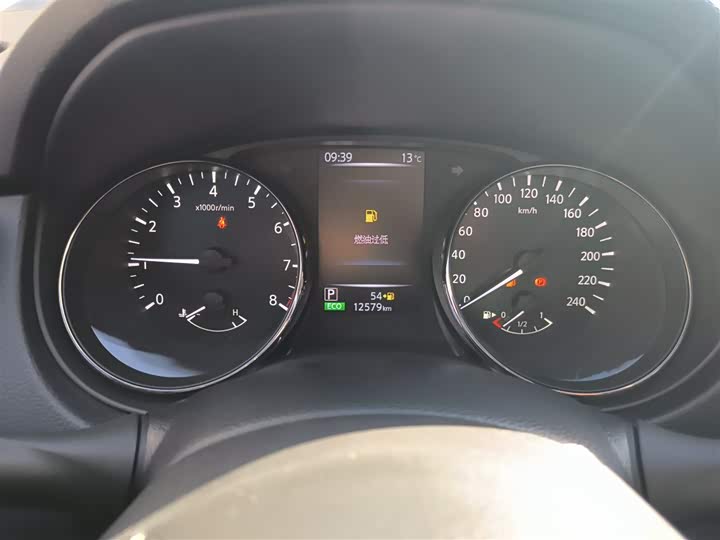 Nissan X-Trail 2023 2023款 经典 2.0L 两驱智联臻享版