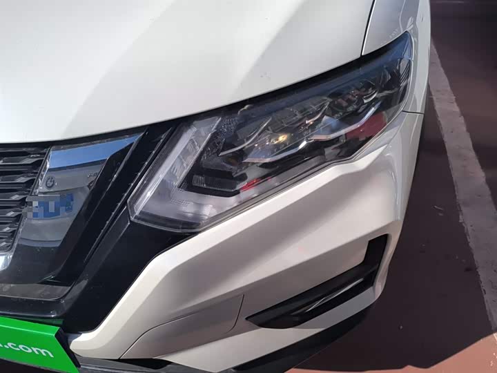 Nissan X-Trail 2023 2023款 经典 2.0L 两驱智联臻享版