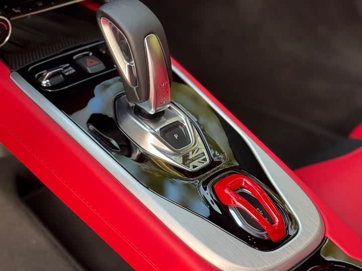 Lotus Emira 2021 2021款 2.0T DCT First Edition