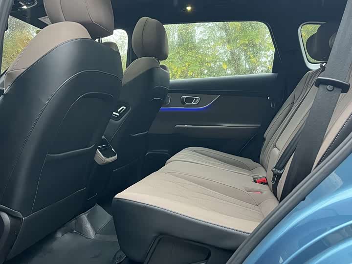 Chery Tiggo 8 Plus C-DM 2025 2025款 1.5T 116km 尊贵型 5座