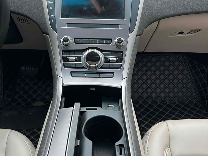 Lincoln MKZ 2019 2019款 2.0T 尊享版 国VI